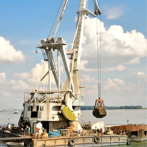 dredge contracting services